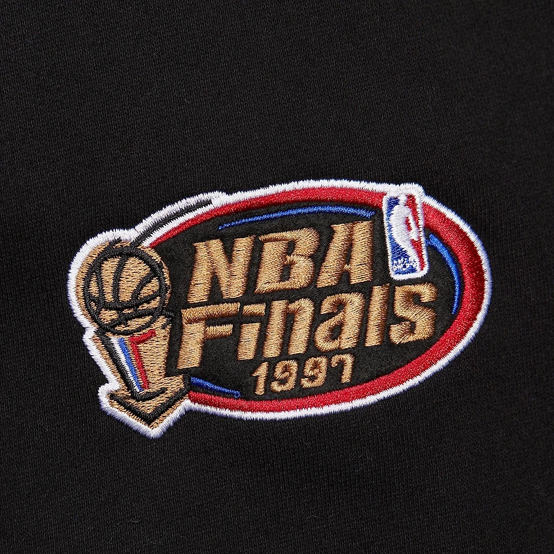 Men's Mitchell & Ness  Black Chicago Bulls Hardwood Classics Team OG 3.0 Pullover Hoodie