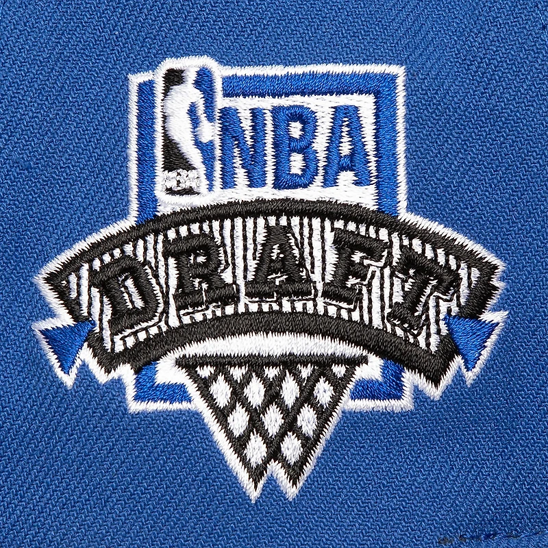 Men's Mitchell & Ness Blue Chicago Bulls Core Snapback Hat