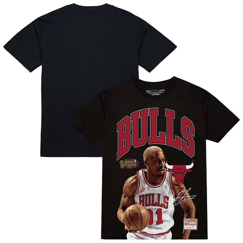 T-shirt noir Mitchell & Ness Dennis Rodman des Chicago Bulls Hardwood Classics Player Arch pour homme