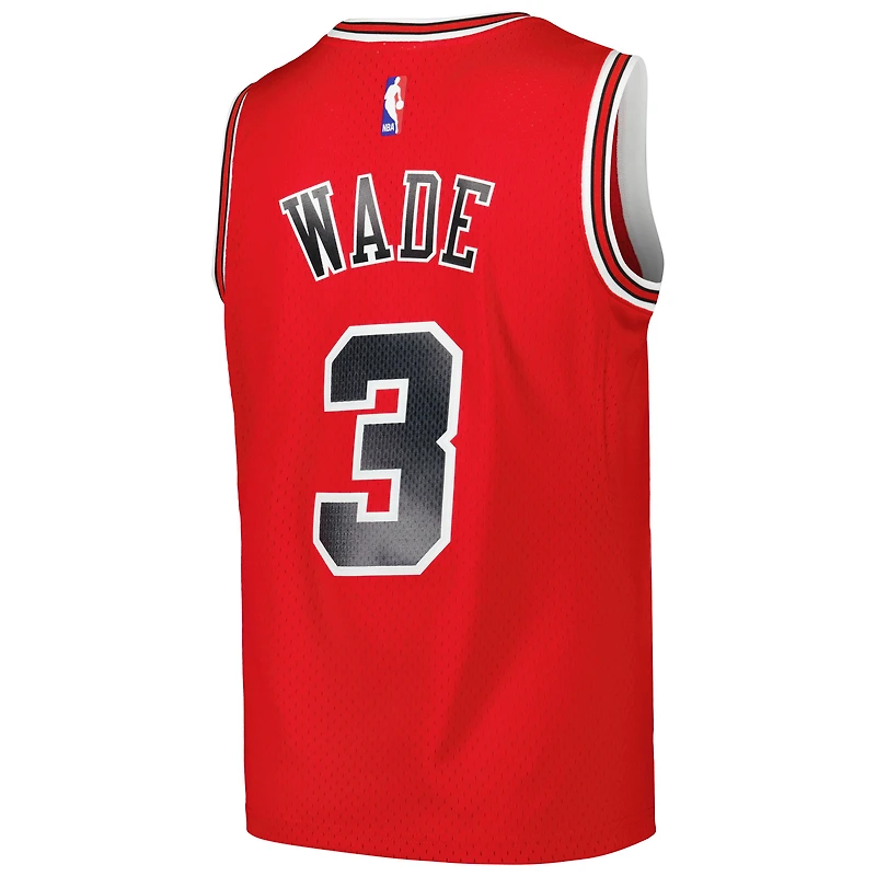 Maillot Swingman Mitchell & Ness Dwyane Wade rouge Chicago Bulls 2016/17 Hardwood Classics pour hommes