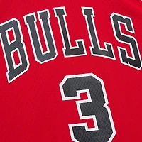 Maillot Swingman Mitchell & Ness Dwyane Wade rouge Chicago Bulls 2016/17 Hardwood Classics pour hommes