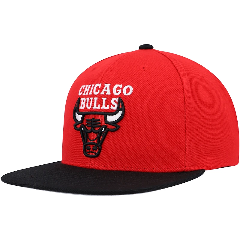 Casquette Snapback Mitchell & Ness rouge/noir Chicago Bulls Side Core 2.0 pour hommes