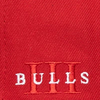 Casquette snapback rouge Chicago Bulls Core III Mitchell & Ness pour hommes