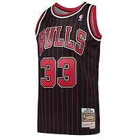 Maillot Swingman Mitchell & Ness Scottie Pippen pour hommes, noir, Chicago Bulls, Hardwood Classics
