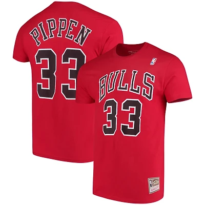 Men's Mitchell & Ness Scottie Pippen Red Chicago Bulls Hardwood Classics Name Number Player T-Shirt