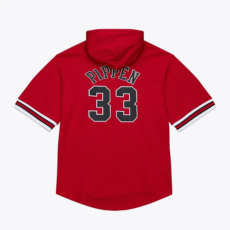 Sweat à capuche manches courtes Mitchell & Ness Scottie Pippen rouge Chicago Bulls pour homme, en maille, avec nom et numéro.