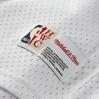 Men's Mitchell & Ness Scottie Pippen White Chicago Bulls Player Mesh V-Neck Shirt