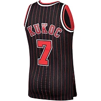 Men's Mitchell & Ness Toni Kukoc Black Chicago Bulls 1995/96 Hardwood Classics Swingman Jersey