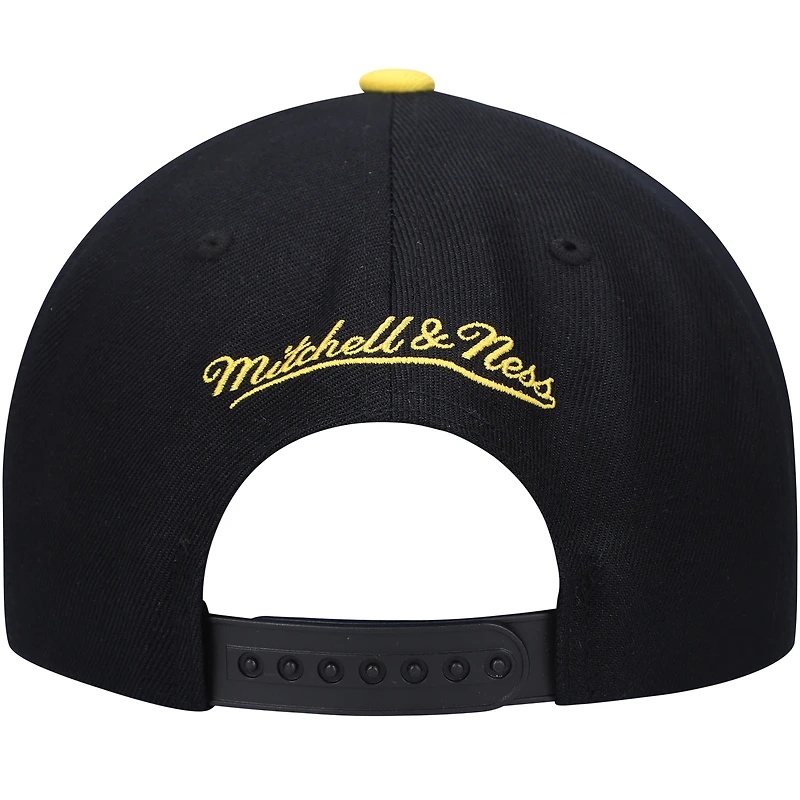 Casquette Snapback Day One des Chicago Bulls Mitchell & Ness blanc/jaune pour hommes