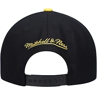 Casquette Snapback Day One des Chicago Bulls Mitchell & Ness blanc/jaune pour hommes