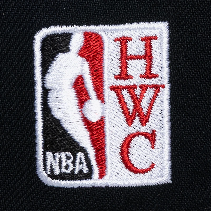 Men's Mitchell & Ness  White Chicago Bulls Hardwood Classics Legendary Away Pro-Pinch Adjustable Hat
