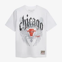 T-shirt Mitchell & Ness blanc Chicago Bulls Old English Classic pour homme