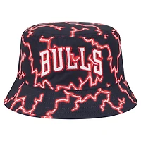 Bob réversible New Era noir/bleu clair Chicago Bulls Summer Sun and Storm pour homme