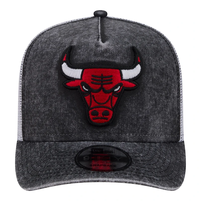 Casquette ajustable New Era 9FIFTY Chicago Bulls noire et blanche à dos en maille lavée pour homme