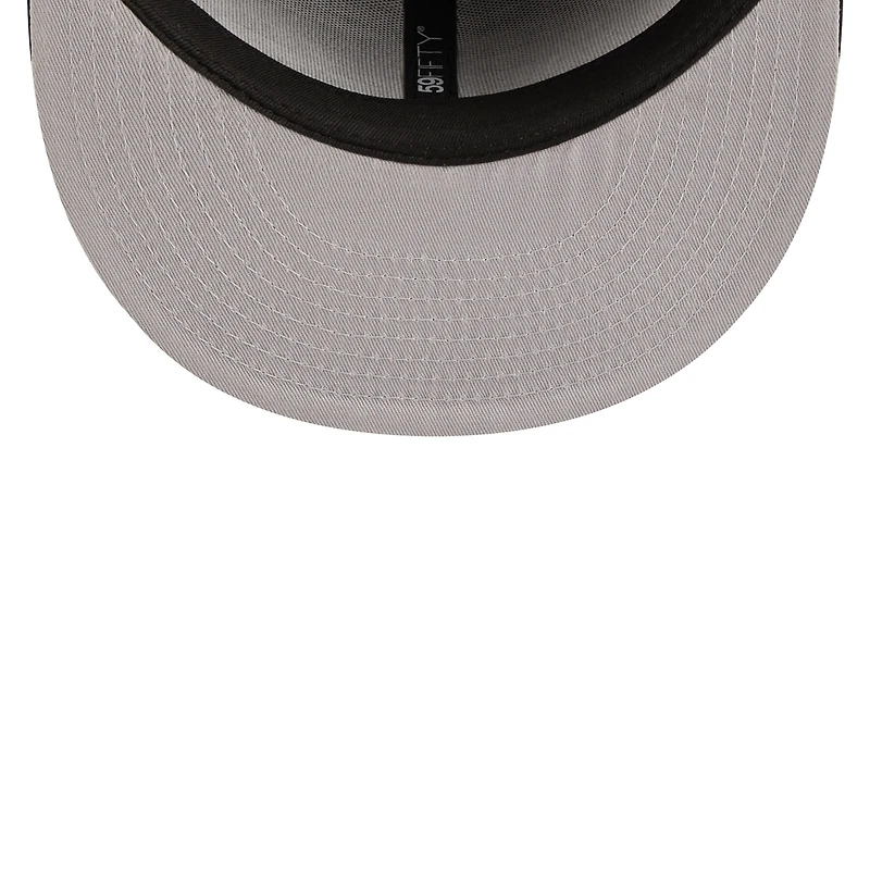 Men's New Era  Black Chicago Bulls 59FIFTY Fitted Hat