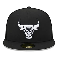 Men's New Era Black Chicago Bulls 59FIFTY Fitted Hat