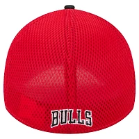 Men's New Era Black Chicago Bulls Active Tech Neo Flex 39THIRTY Hat