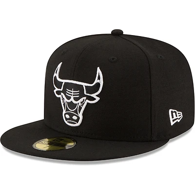 Casquette ajustée 59FIFTY avec logo noir et blanc des Chicago Bulls New Era pour homme