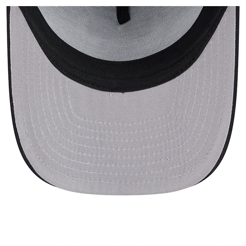 Casquette trucker New Era Chicago Bulls noire à monture en A ajustable 9FIFTY, style dégradé, avec visière en mousse.