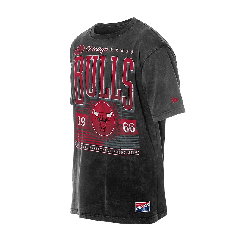 T-shirt oversize New Era Chicago Bulls noir pour homme, collection rétro, délavage minéral