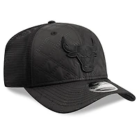 Men's New Era  Black Chicago Bulls Quilted Nylon 9SEVENTY Trucker Adjustable Hat
