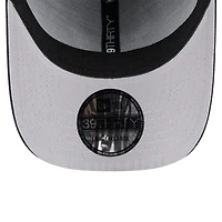 Men's New Era Black Chicago Bulls Sport Night Visor Hit 39THIRTY Flex Hat