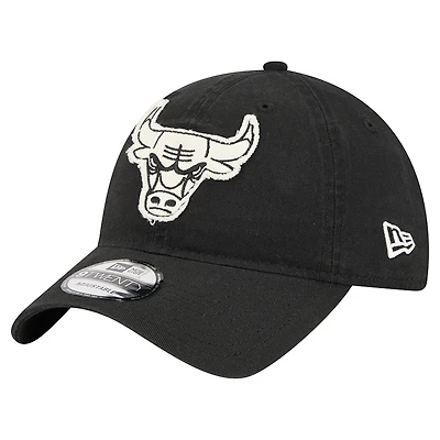 Men's New Era  Black Chicago Bulls Stamp Fabric Applique 9TWENTY Adjustable Hat