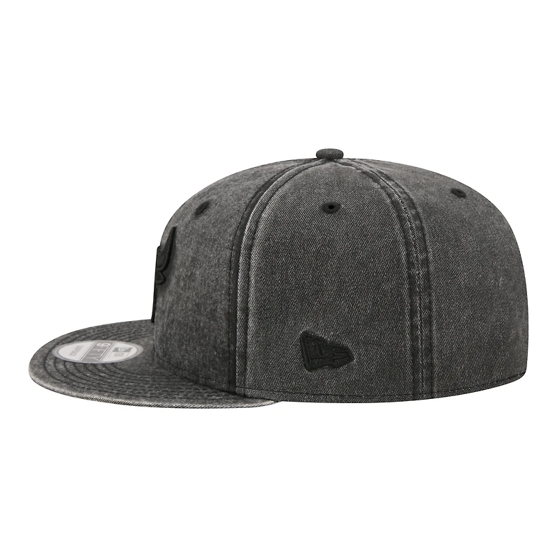 Men's New Era  Black Chicago Bulls Washed Tonal 9FIFTY Snapback Hat