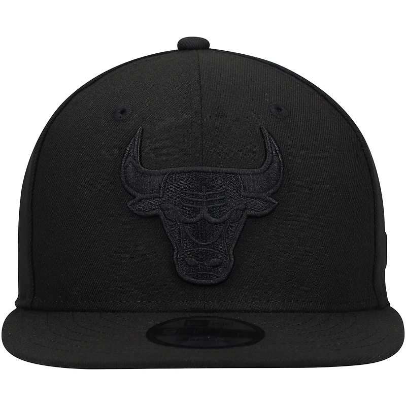 Casquette Snapback 9FIFTY Chicago Bulls New Era pour homme, noir sur noir