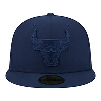 Casquette ajustée New Era 59FIFTY pour homme, coloris bleu marine Chicago Bulls.