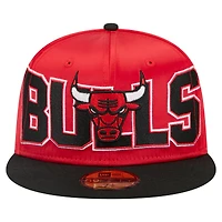 Men's New Era Red/Black Chicago Bulls Satin Two-Tone 59FIFTY Fitted Hat