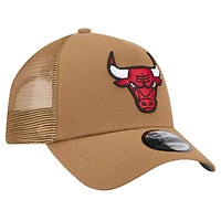 Casquette réglable de camionneur A-Frame 9FORTY des Chicago Bulls New Era pour hommes, beige