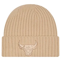 Bonnet à revers en tricot beige Chicago Bulls Color Pack pour homme New Era