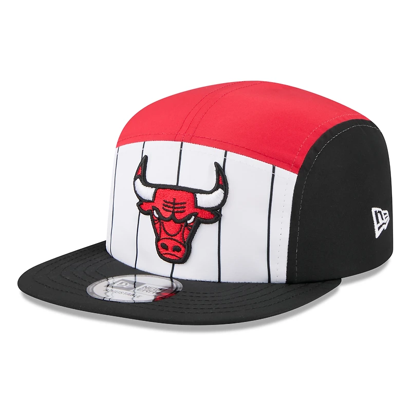 Men's New Era  White/Black Chicago Bulls 2025 NBA Tip Off Camper Adjustable Hat