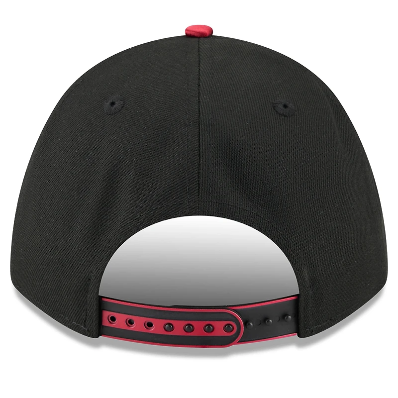 Casquette ajustable New Era blanche/noire Chicago Bulls 2025 NBA Tip Off M-Crown A-Frame 9FORTY pour homme