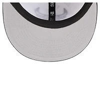 Men's New Era  White/Black Chicago Bulls Repeat 59Fifty Fitted Hat