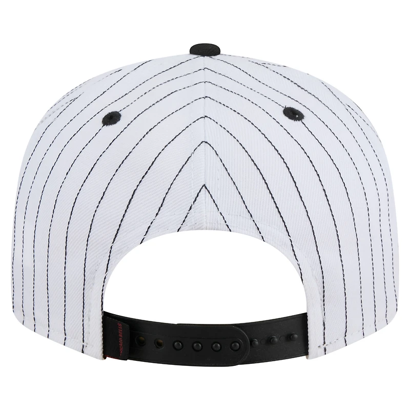 Casquette snapback 9FIFTY Deceptor Pinstripe blanche des Chicago Bulls pour homme de New Era