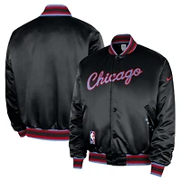 Veste bomber Nike Chicago Bulls City édition Remix Courtside noire pour homme, 2025/26, fermeture à boutons-pression.