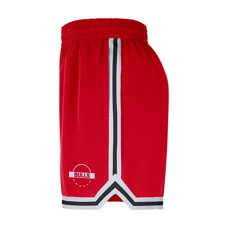 Short tissé Nike Red Chicago Bulls Authentic Practice DNA pour homme