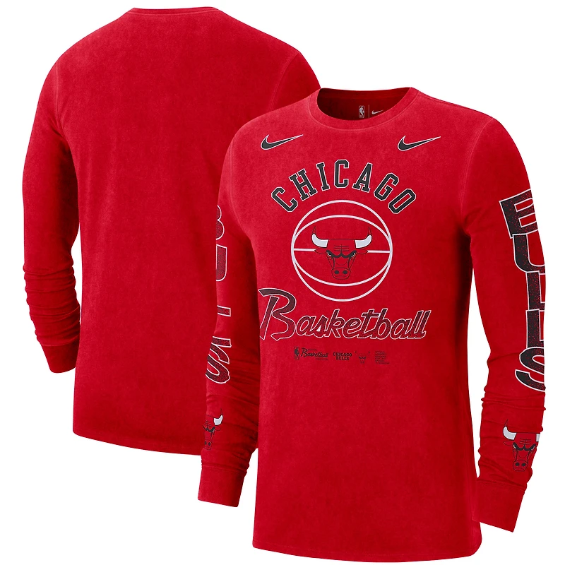 T-shirt à manches longues Nike Chicago Bulls Courtside Retro Elevated pour homme, rouge