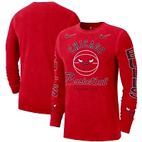 T-shirt à manches longues Nike Chicago Bulls Courtside Retro Elevated pour homme, rouge