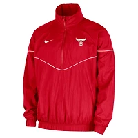 Men's Nike  Red Chicago Bulls Courtside Windrunner Woven Half-Zip Hooded Jacket