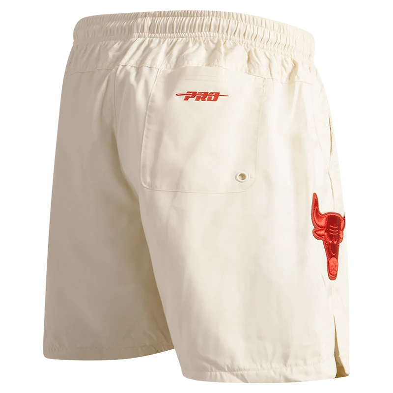 Men's Pro Standard Cream Chicago Bulls Triple Tonal Woven Shorts