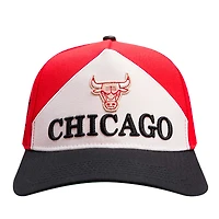 Casquette réglable Pro Standard rouge/noir Chicago Bulls Pinch Chevron pour hommes