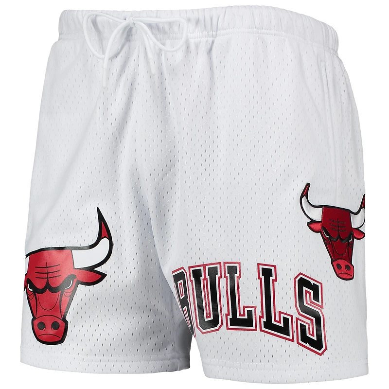 Men's Pro Standard White Chicago Bulls 6x NBA Finals Champions Mesh Capsule Shorts