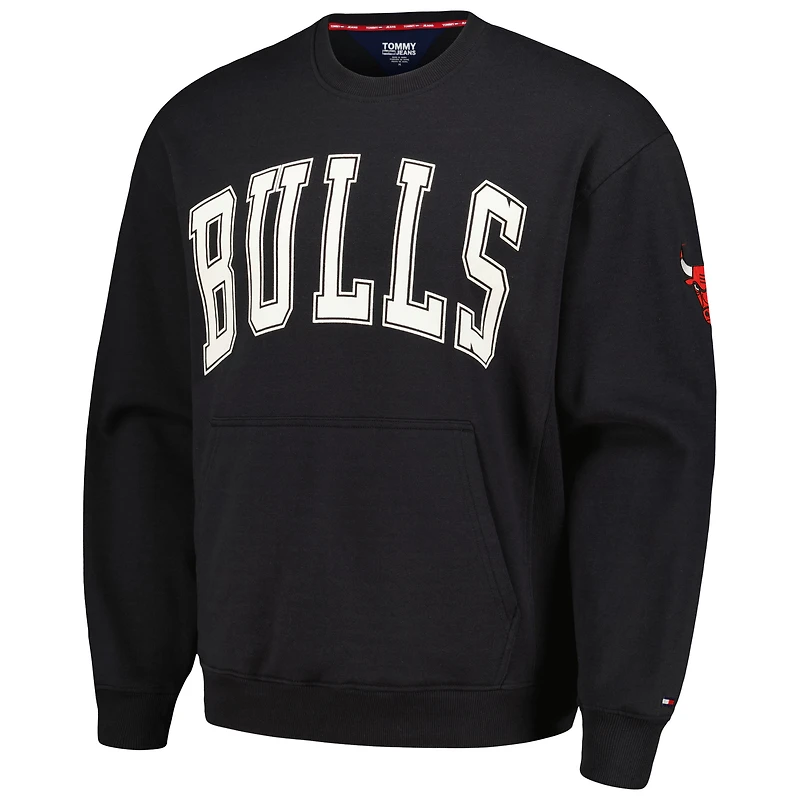Men's Tommy Jeans Black Chicago Bulls Henry Pullover Sweatshirt