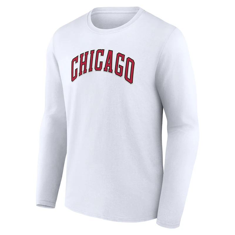 T-shirt à manches longues blanc pour homme avec logo alternatif des Chicago Bulls