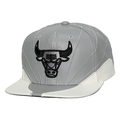 Mitchell & Ness Gray/White Chicago Bulls Day 12 Two-Tone Faux Leather Snapback Hat