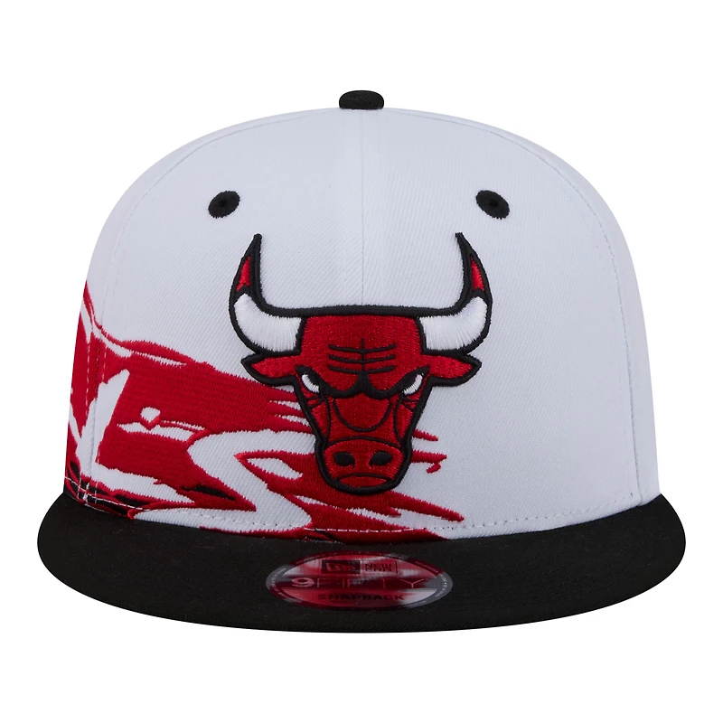 New Era  White/Black Chicago Bulls Swept 9FIFTY Snapback Hat