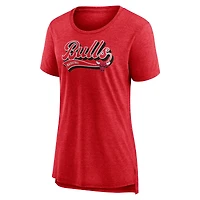 T-shirt triple mélange Fanatics Heather Red Chicago Bulls League Leader pour femmes